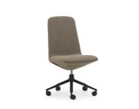 Billede af Normann Copenhagen Off Chair Lav m. Hjul H: 100,8 cm - Black/Hallingdal 270