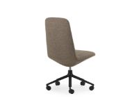 Billede af Normann Copenhagen Off Chair Lav m. Hjul H: 100,8 cm - Black/Hallingdal 270