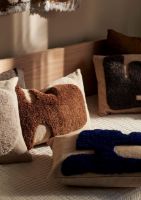Billede af Ferm Living Lay Cushion 50 x 50 cm - Sand/Dark Brown 