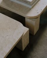 Billede af New Works Atlas Coffee Table 82 x 82 cm - Unfilled Travertine  