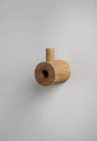 Billede af Moebe Wooden Wall Hook H: 2,4 cm - Oak