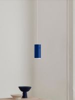 Billede af Moebe Tube Pendant Small H: 16 cm - Deep Blue