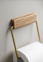 Billede af Moebe Toilet Roll Holder H: 14 cm - Oak/Brass