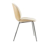Billede af GUBI Beetle Dining Chair Conic Base SH: 43,5 cm - Antique Brass Base/Walnut Shell/Belsuede