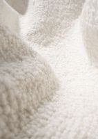 Billede af GUBI Beetle Dining Chair Conic Base SH: 43,5 cm - Antique Brass Base/Walnut Shell/Belsuede