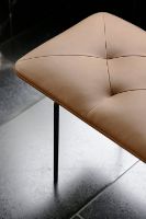 Billede af Wendelbo Tip Toe Bench Medium L: 110 cm - Black Powder Coated Steel/Parma Col. Cognac