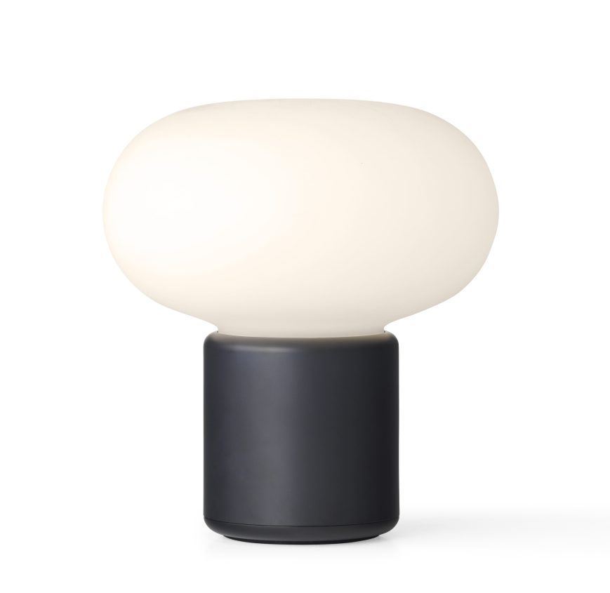 Billede af New Works Karl-Johan Portable Table Lamp H: 18 cm - Cold Black