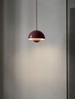 Billede af &Tradition Flowerpot VP1 Pendel Ø: 23 cm - Dark Plum 