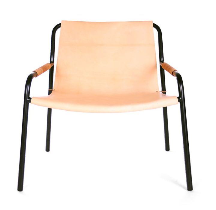 Billede af OX Denmarq SEPTEMBER Chair Lænestol H: 70 cm - Black Powder Coated Steel/Nature