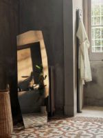 Billede af Ferm Living Shard Free Standing Mirror H: 165 cm - Silver