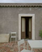 Billede af New Works May Chair Outdoor SH: 45 cm - Light Grey