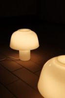 Billede af Mazo Yuki Bordlampe H: 26,5 cm - Opal hvid OUTLET