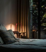 Billede af Foscarini Bridge 2 Bordlampe B: 29 cm LED - Mørkerød