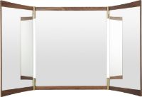 Billede af GUBI Vanity Wall Mirror 3 116,6x69 cm - American Oiled Walnut/Brass