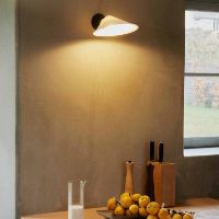 Billede af DCW Editions PLUME Væglampe H: 13 cm - Black/Polycarbonate