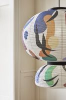 Billede af &Tradition Formakami JH5 Limited Edition Pendant Ø: 70 cm - Ivory White Printed Pattern/Black