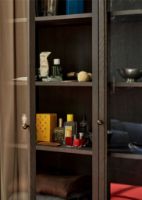 Billede af &Tradition Trace Double Cabinet SC88 H: 192 cm - Dark Stained Oak