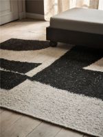 Billede af Ferm Living Piece Rug 140x200 cm - Off-White/Coffee