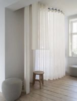 Billede af Blomus KUON Pouf Højde: 45 cm - Bouclé/Desert