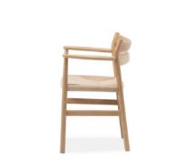 Billede af Bernstorffsminde Møbelfabrik BM2 Armstol SH: 46 cm - Oliebehandlet Eg/Natur Flet