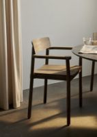 Billede af &Tradition Betty TK10 Armchair SH: 47 cm - Smoked Oiled Oak