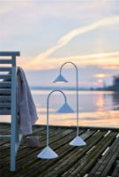 Billede af Frandsen Grasp Portable Table Lamp H: 72 cm - Matt White
