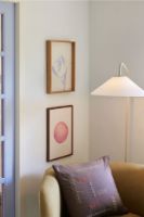 Billede af Hübsch Solid Gulvlampe H: 158 cm - Sand/Hvid