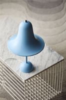 Billede af Verpan Pantop Ø23 Bordlampe H: 38cm - Light Blue/Glossy Airy Blue