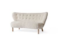 Billede af &Tradition Little Petra VB2 Sofa L: 150 cm - Oiled Oak/Sheepskin Moonlight