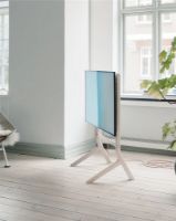 Billede af Pedestal Wood Hopper TV Stativ 110x78 cm - Light Oak