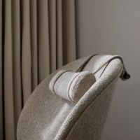 Billede af Vipp 468 Lodge Neck Rest for Lodge Lounge Chair L: 40,5 cm - 03 Light Grey