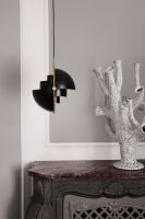 Billede af GUBI Multi-Lite pendel Ø:36 cm Brass base - Charcoal Black skærm 