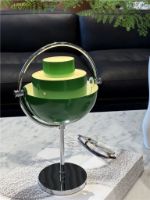 Billede af GUBI x Jacobsen Møbler Multi-Lite Limited Special Edition Portable Lampe H: 30 cm - Chrome/Clover Green