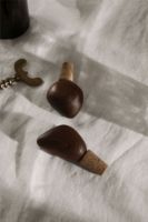 Billede af Ferm Living Cairn Wine Stoppers Set of 2 H: 9,6 cm - Dark Brown/Ash